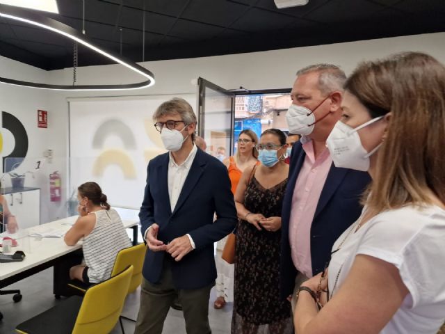 La Comunidad renueva las instalaciones de la Agencia Tributaria regional en Águilas para mejorar su servicio