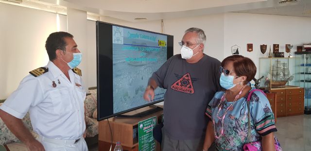 Charla de Mateo Celdrán sobre el compromiso de la Armada Española con la protección del Medio Ambiente