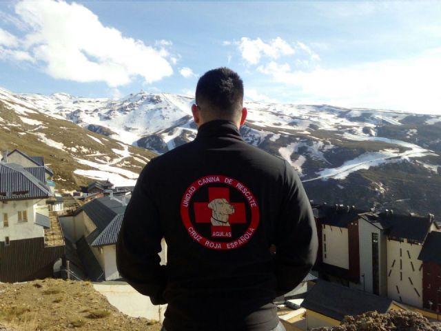 La Unidad Canina de Rescate de CRE Águilas ultima su formación