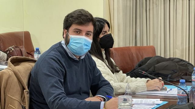 Landáburu: 'Mari Carmen Moreno cree que el Ayuntamiento de Águilas es su cortijo particular'