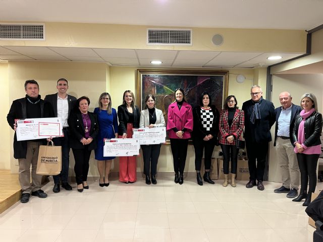 La cooperación entre el Ayuntamiento y la UMU vuelve a quedar patente en la entrega de premios del Concurso de Trabajos de Fin de Grado, Fin de Máster y Tesis sobre Águilas