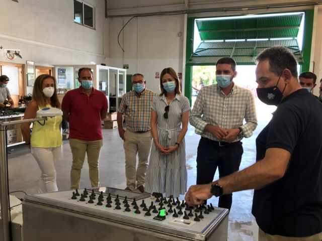 La alcaldesa subraya la necesaria apuesta de la agricultura por la innovación tecnológica durante su visita a Ritec