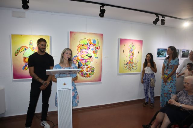 Javier Hernández Espinosa expone en la Casa de la Cultura 'Invisibles'