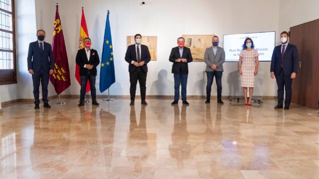 PP: 'El Gobierno regional demuestra que no deja atrás a los hosteleros de Águilas'