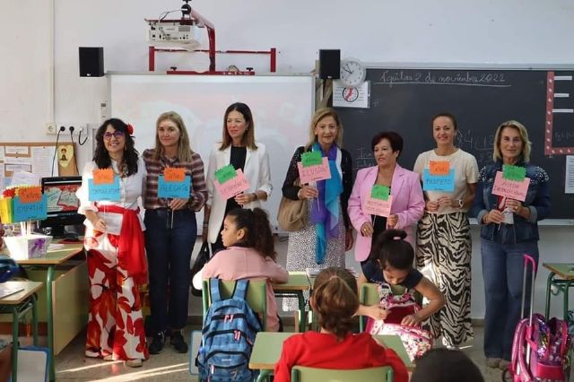 Los escolares aguileños participan en el proyecto de inclusión 'Una historia de alas y valores'