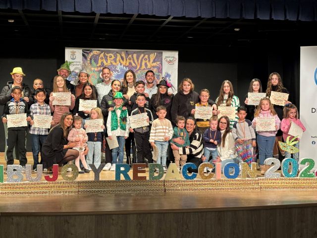 Multitudinario concurso de dibujo y redacción escolar 'Carnaval de Águilas'