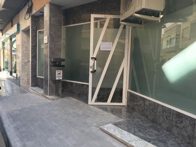 Concluyen las obras para mejorar la accesibilidad a la oficina de la Agencia Tributaria