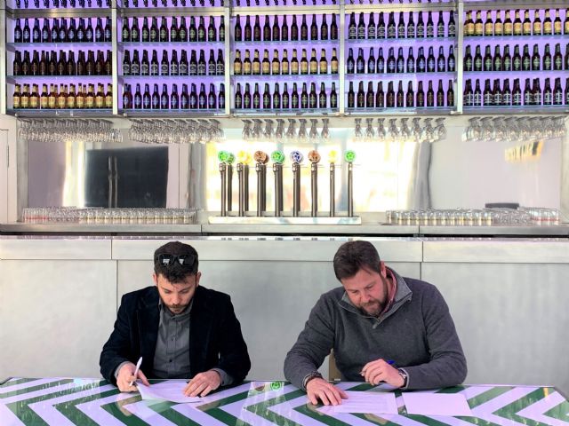 Estrella de Levante y Hosteaguilas renuevan su convenio de colaboración