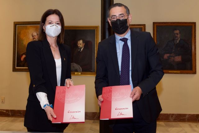 La Universidad de Murcia investigará y difundirá el patrimonio arqueológico de Águilas