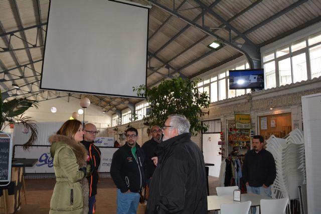WIFI gratuito, megafonía e imagen, los nuevos atractivos de la Plaza de Abastos de Águilas