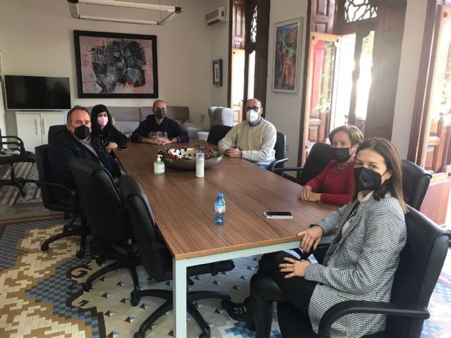 La escritora Espido Freire ofrecerá en Águilas una ponencia incluida en el ciclo de conferencias Innovaedum express