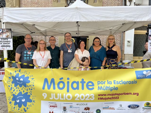 Águilas se moja por la Esclerosis Múltiple