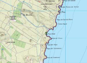 Buscan posibles náufragos de una patera volcada frente a una playa de Marina de Cope