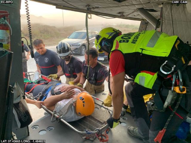 Rescatan a una senderista herida en Águilas