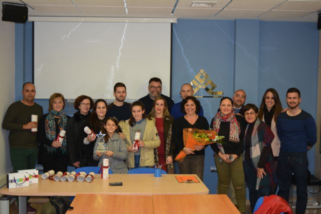 La tortuga azul se convierte en el establecimiento ganador del Concurso de Escaparates Navideños de ACIA