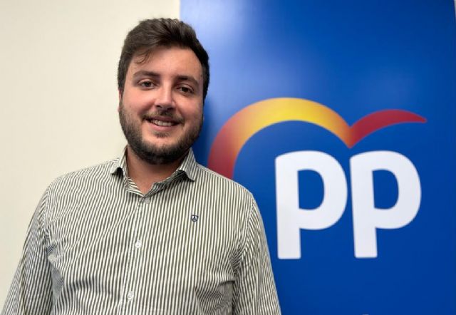 Landáburu: 'Moreno abandona a los estudiantes aguileños dejándoles sin autobús para hacer la EBAU martes y miércoles'