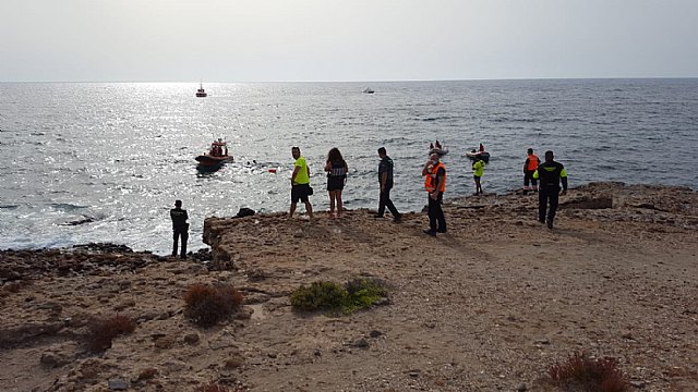Encuentran el cuerpo sin vida del joven que desapareció ayer mientras se bañaba en Águilas