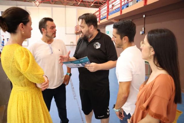 El presidente del Consejo Superior de Deportes visita las instalaciones deportivas del municipio de Águilas