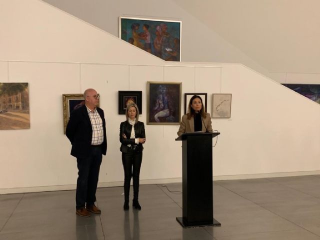 El auditorio de Águilas acoge la exposición 'Pintores murcianos'