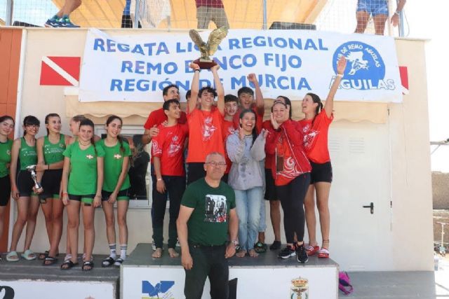 El Club de Remo Águilas ocupa tres primeros puestos en la II Regata de Liga Regional Remo de Banco Fijo