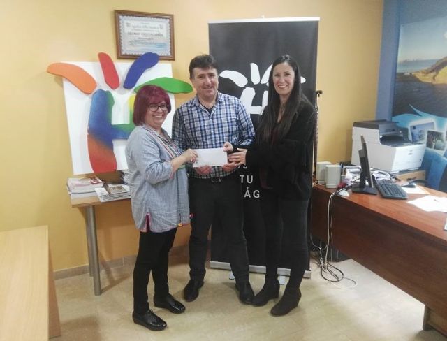 La Ruta de la Tapa Solidaria recauda 420 euros para la Asociación BETO