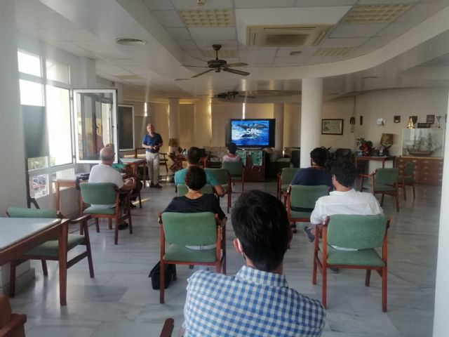 Conferencia campaña educación ambiental “Cuidando el mar”