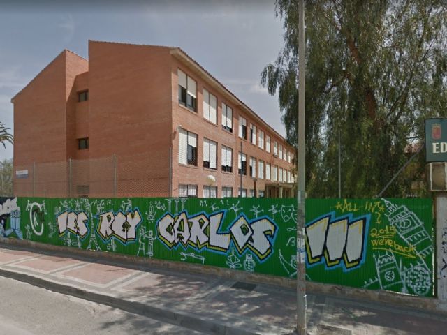 El Ayuntamiento lamenta que el IES Carlos III inicie el curso con un equipo electrógeno de gasoil dando luz al centro y solicita a la Consejería de Educación una solución urgente