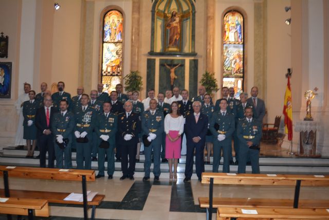 El teniente de la Guardia Civil, Joaquín Guillamón, agradece la colaboración ciudadana en su discurso del Día del Pilar