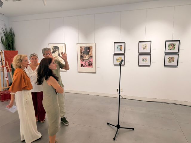 Inaugurada la exposición 'NUMEN. Ilustraciones y esculturas' en el Auditorio y Palacio de Congresos Infanta do&ntilde;a Elena