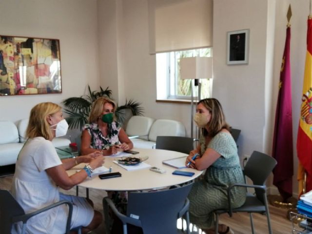 La edil de Política Social traslada a la directora general de Discapacidad su preocupación por el importante retraso en las valoraciones del grado de discapacidad