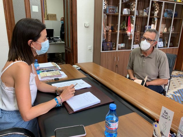 La alcaldesa asume como propia la moción de la Plataforma en Defensa del Ferrocarril en la Región en la que se insta al Ministerio a mantener la línea abierta hasta que las obras impidan el servicio