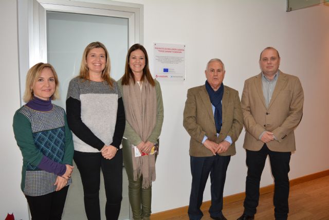 La alcaldesa visita la sede del proyecto Todos Ganan de Fundown en Águilas