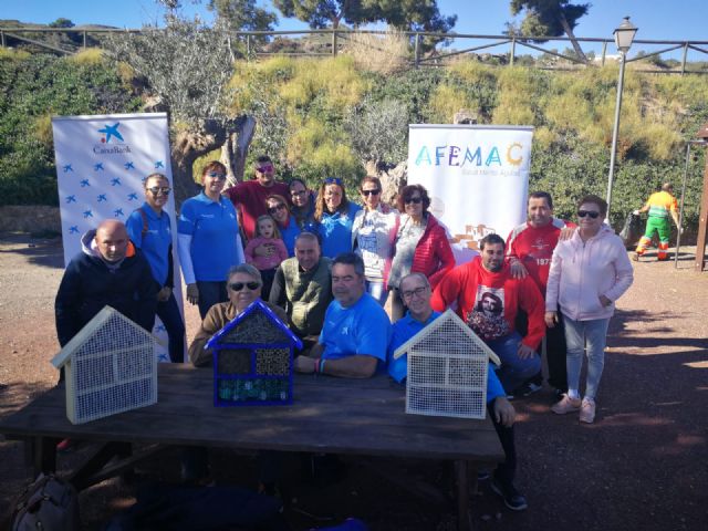 Voluntarios de 'La Caixa' de nuevo con AFEMAC