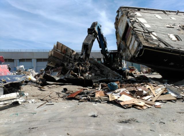 Una empresa aguileña, encargada de las labores de desguace del Penélope