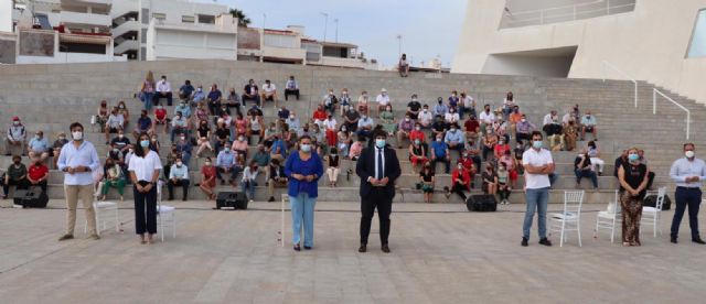 López Miras asegura que 'la oposición digna, reivindicativa, exigente y leal del PP en Águilas ha demostrado que el municipio no tiene el Gobierno local que merece'