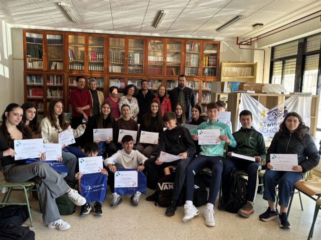 IES Rey Carlos III: Nuevo proyecto y doble Sello Nacional de Calidad eTwinning