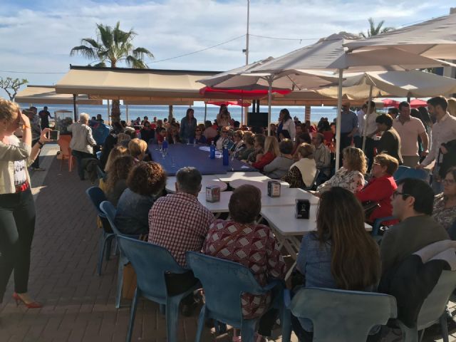 Reverte presenta dos nuevas caras para su nuevo proyecto político, Emilia Bayona y Rosa María Soler