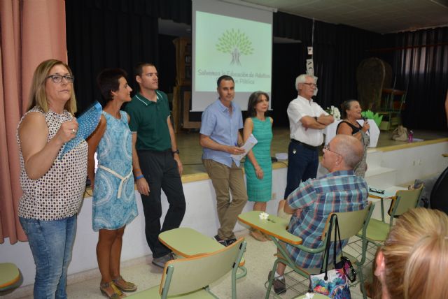 El edil de Educación inaugura el curso de Educación para Adultos