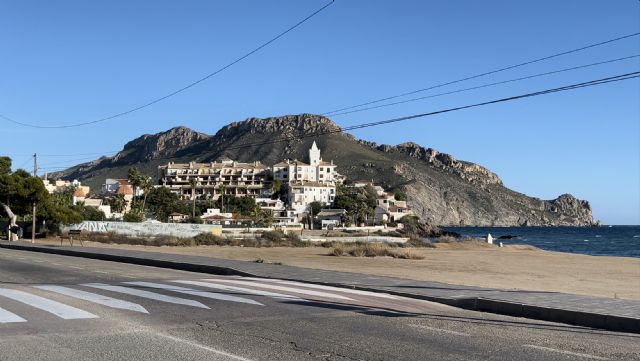 Tras un año y medio de solicitarlo el PP se instalan cámaras de video vigilancia en la pedanía de Calabardina