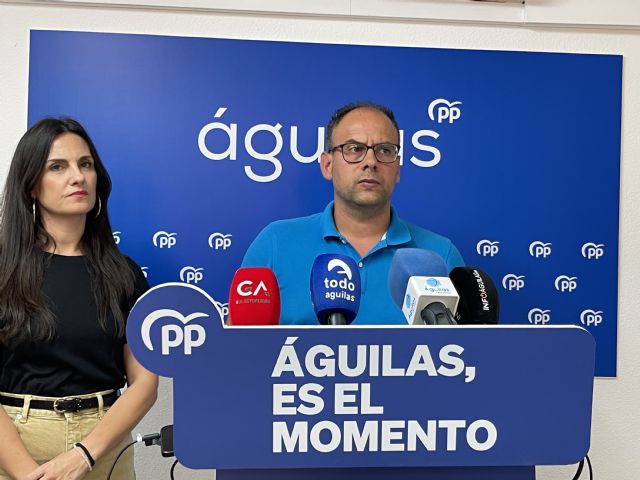 Navarro: 'El PSOE de Moreno reconoce que debía más de 160.000€ a la empresa que hace pocas semanas despedía a más de 30 trabajadores'