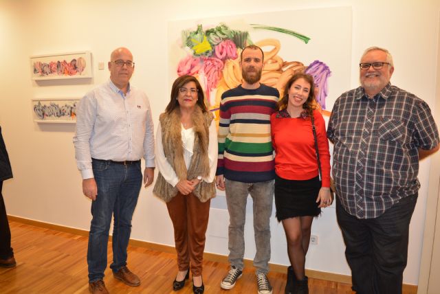 'Arquitecturas aéreas' de Lorenzo Martínez, una exposición que llena de fuerza, vitalidad y dinamismo cromático el aula de cultura de la Fundación Cajamurcia