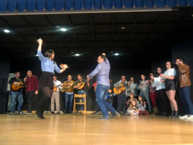 La Casa de Cultura cuelga el cartel de completo en el XV Encuentro de Cuadrillas en Navidad