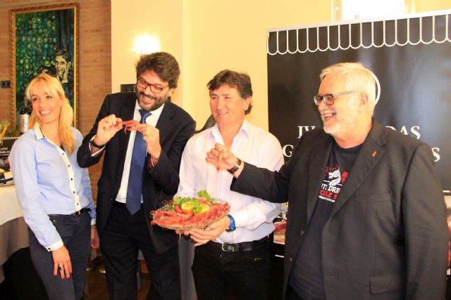 Diez establecimientos participan en las IV Jornadas Gastronómicas de la Gamba Roja de Águilas