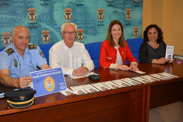 La aplicación móvil Comercio Seguro permitirá conectar de forma gratuita los comercios con la Policía Local