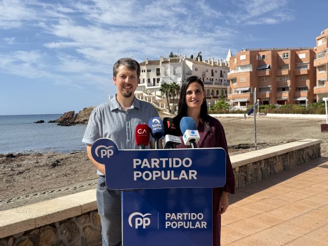 El PP denuncia que Águilas ha vivido 'el verano de la suciedad, la inseguridad y el caos circulatorio'