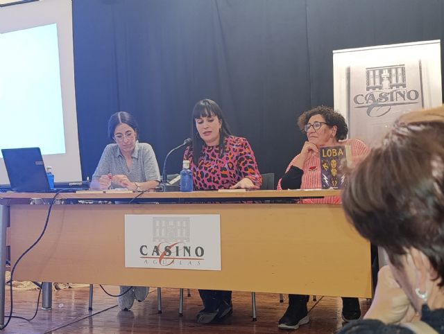 El Casino de Águilas acoge la presentación de 'Loba'