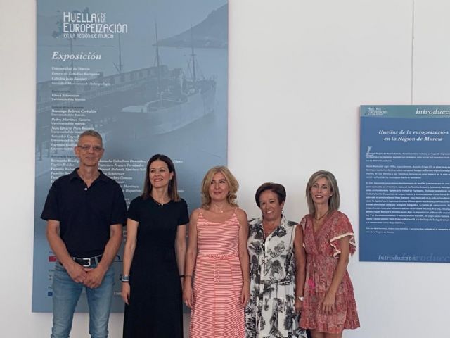 El Auditorio acoge la exposición Huellas de la Europeización