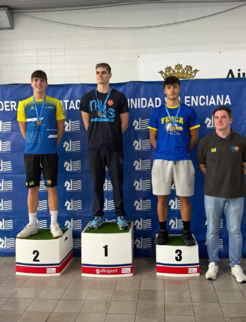 El aguile&ntilde;o Álvaro Duro bate las mejores marcas nacionales de 14 a&ntilde;os en 50 y 100 metros libres
