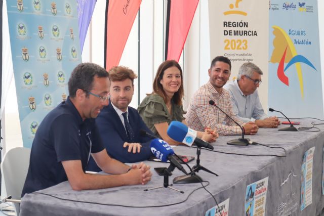 Más de 4.500 triatletas se darán cita en el XXXVI Triatlón Marqués de Águilas y las Copas de S.M. el Rey y S.M. la Reina