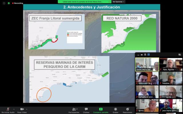 El Ayuntamiento participa en una reunión de presentación del proyecto de Reserva Marina de Interés Pesquero de Marina de Cope